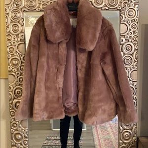 SOLD - Faux fur Coat in mauve